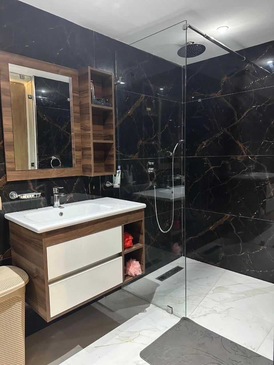 Appartements Gueliz Zerktouni Marrakesh Exteriör bild